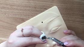 网红半永久眉毛教程视频,打造自然眉型，轻松提升颜值