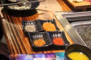 网红烤肉店外卖员,网红美食背后的辛勤汗水