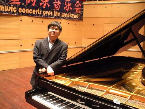 宜宾网红钢琴老师,走红网络的指尖舞者