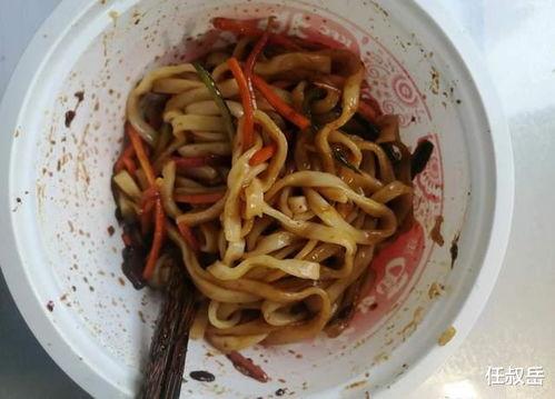 巩留县网红炸酱面地址,探寻新疆风味美食的打卡胜地